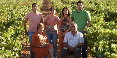 Bodegas y Viñedos Valderiz