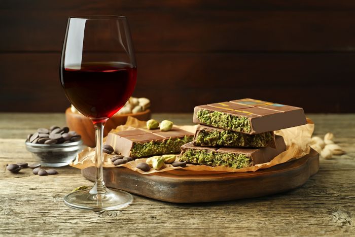Dubai chocolate and wine