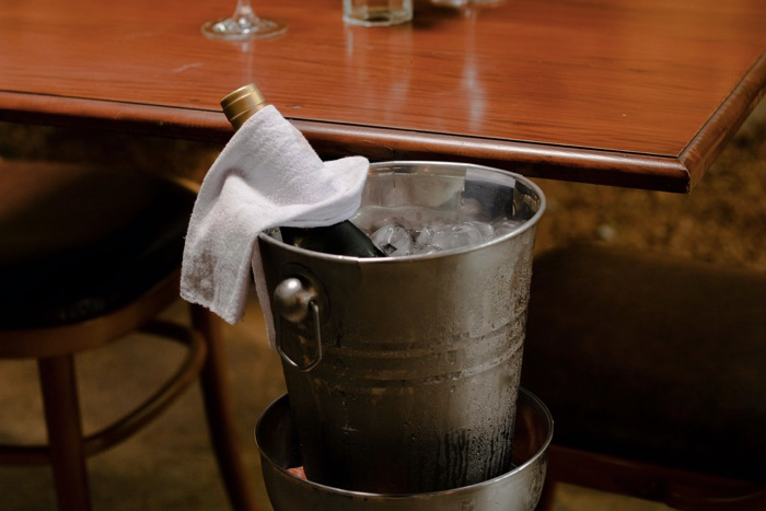 Wine ice bucket